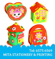 畢業帽/ 呔/ 圍裙/ T恤/ 衛衣/ 外套/ 風褸/ 襪/ 絲巾